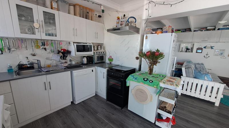 1 Bedroom Property for Sale in Stilbaai East Western Cape